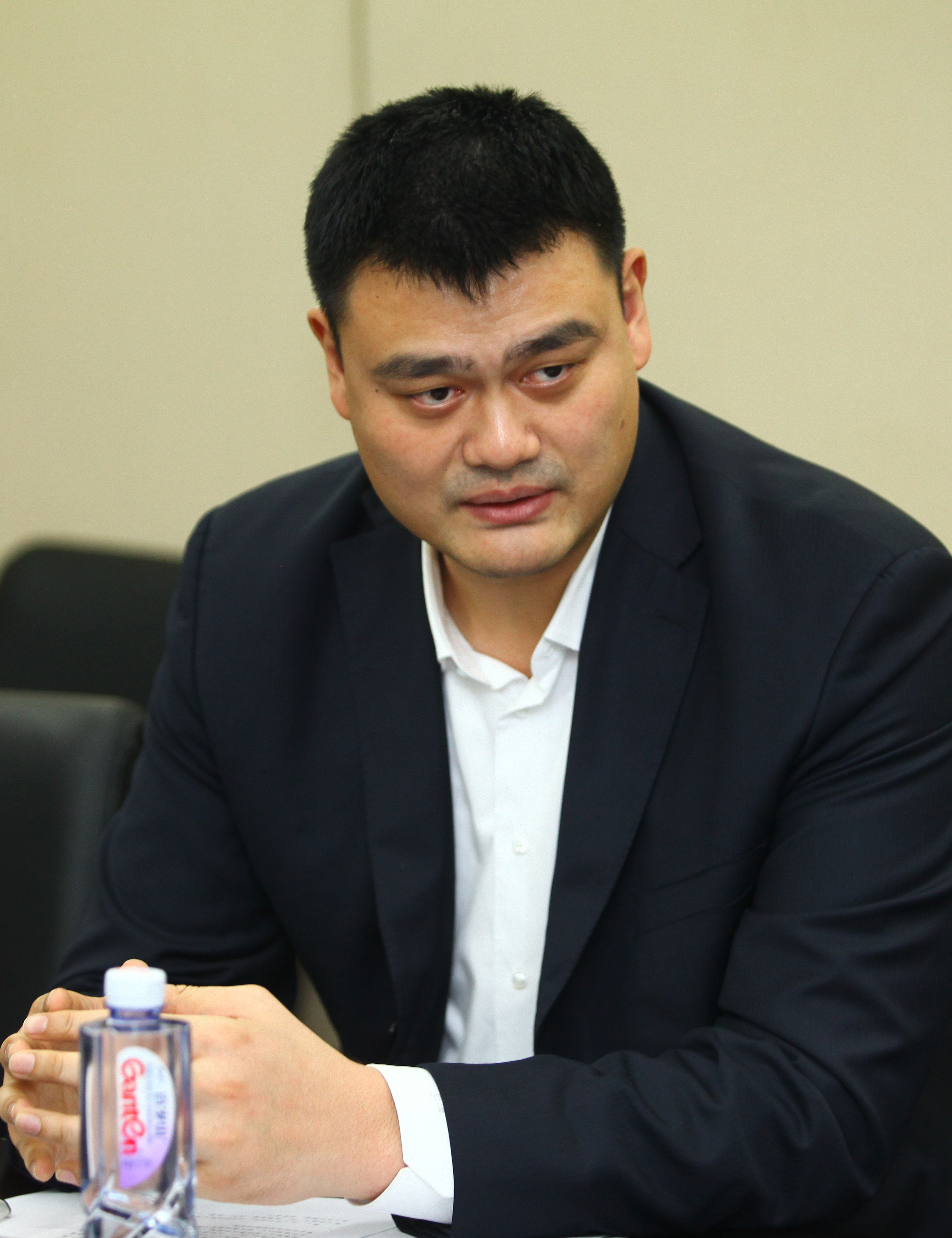 让王欣瑜在