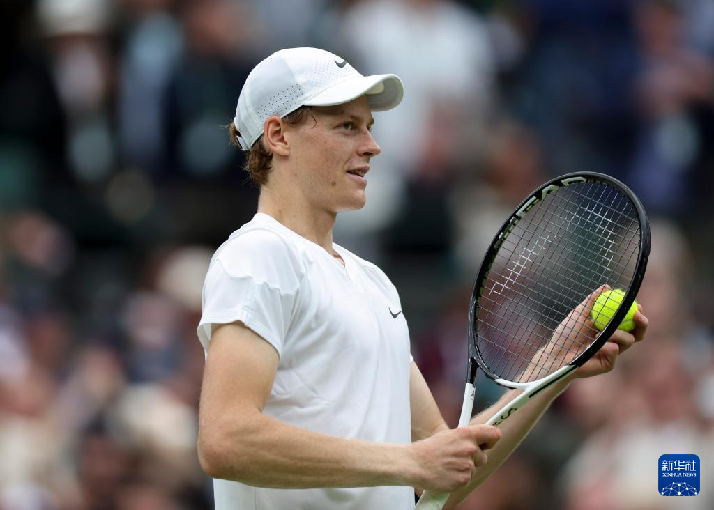 秀中奠定了 秀中奠定了