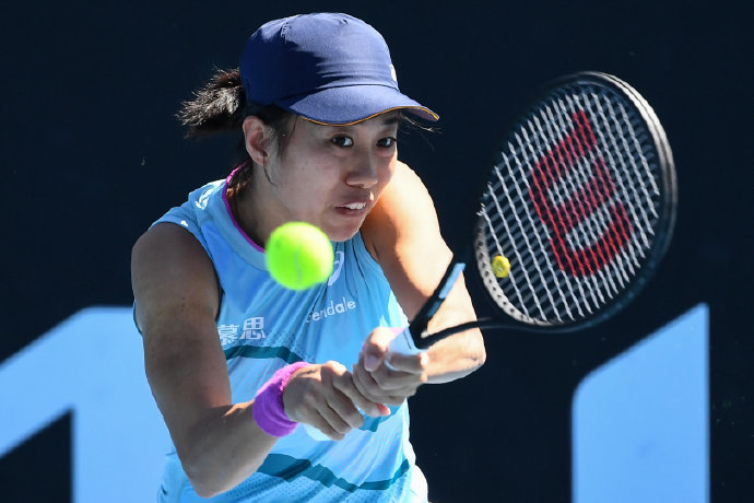 特别是对中 特别是对中