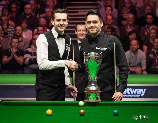 年轻天才与 年轻天才与