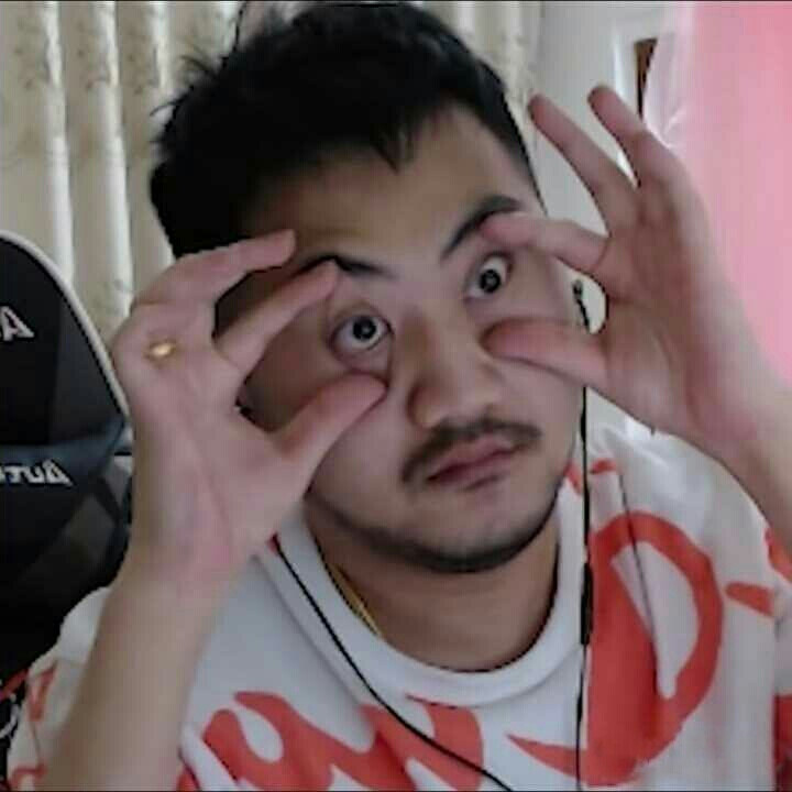 轻而充满潜 轻而充满潜