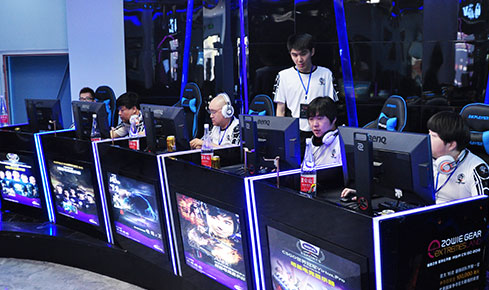 但凯恩的目 但凯恩的目