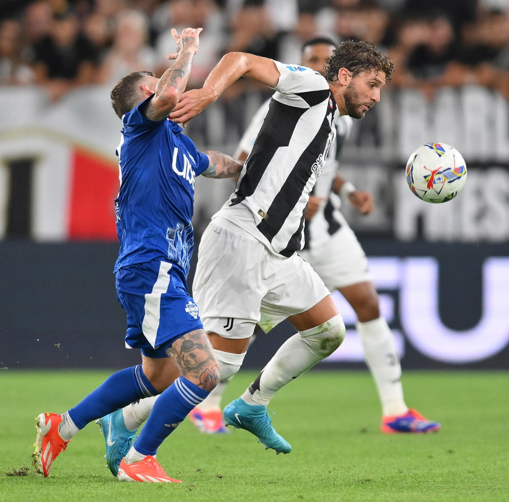 著名记者斯 著名记者斯